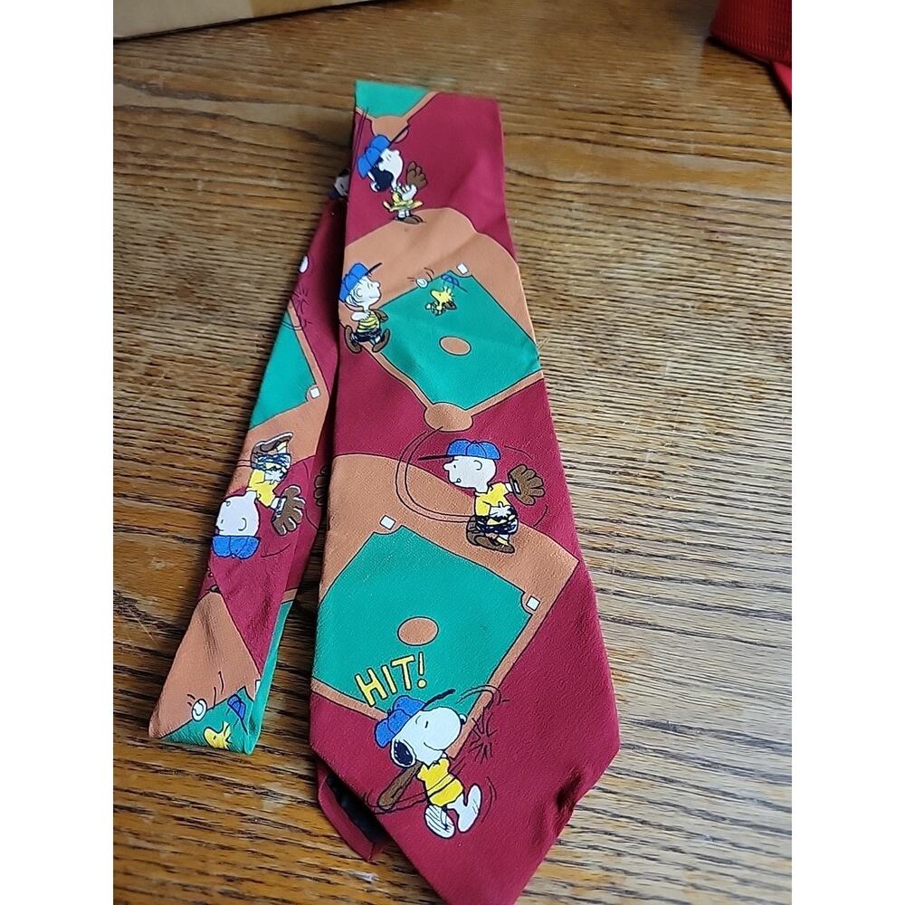 Peanuts Tie Baseball Home Run Snoopy Charlie Brown Linus Lucy I Wanna Win!